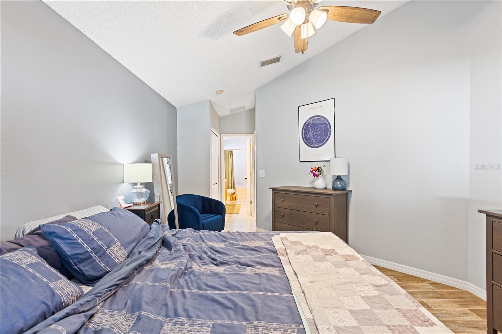 EASTLAKE OAKS PH 1 - Residential