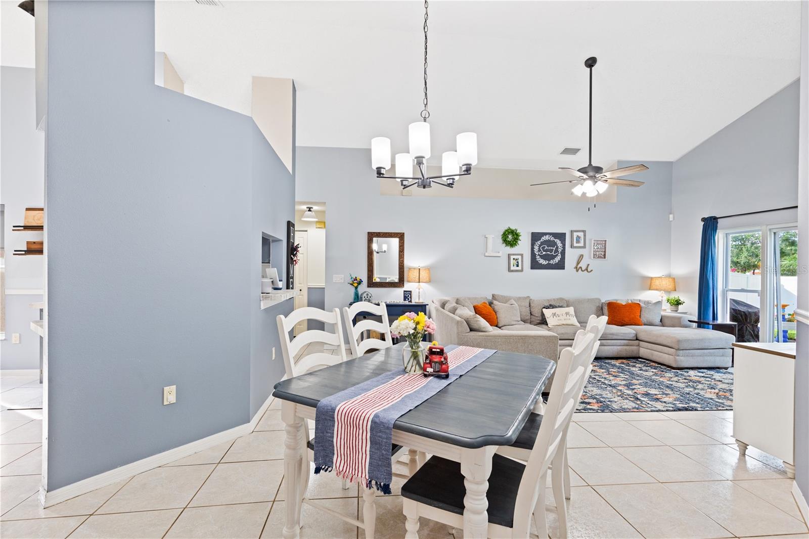 EASTLAKE OAKS PH 1 - Residential