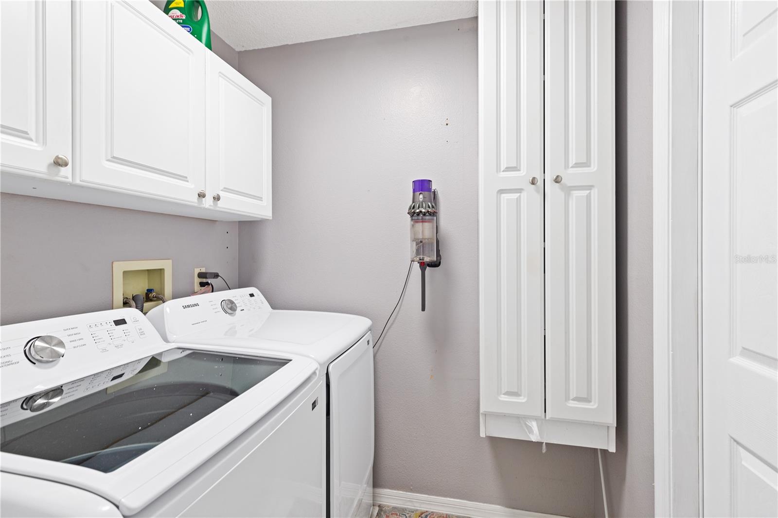 EASTLAKE OAKS PH 1 - Residential