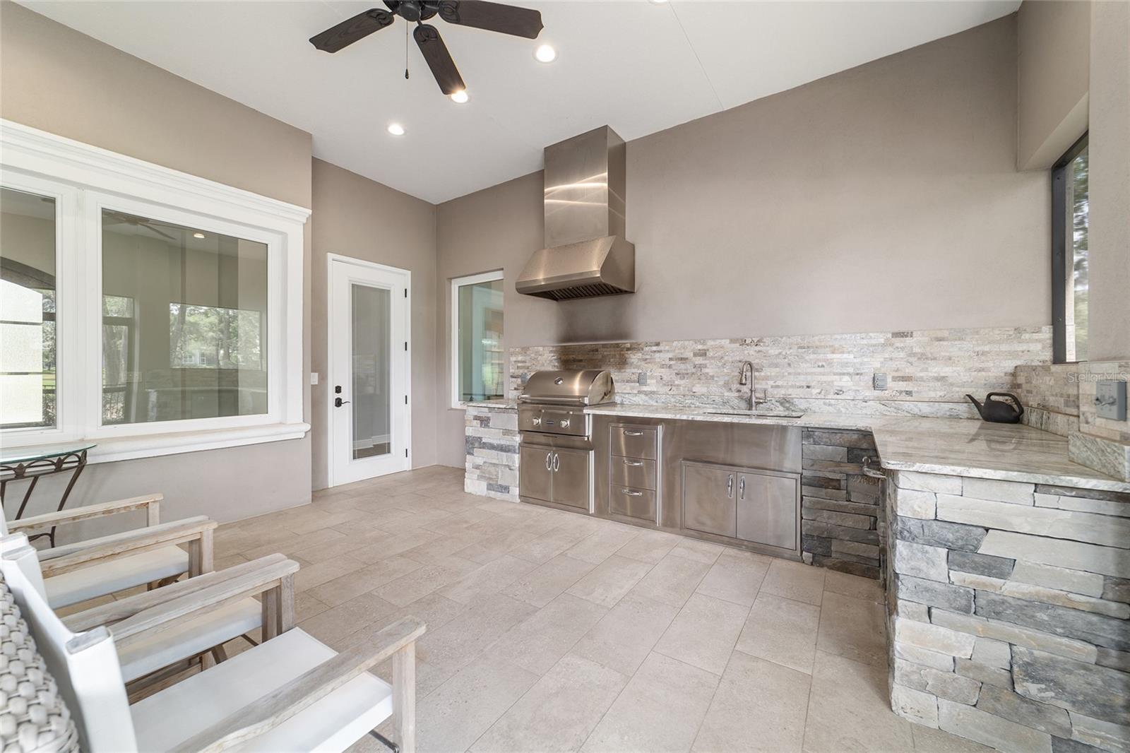 GOLDEN OCALA - Residential