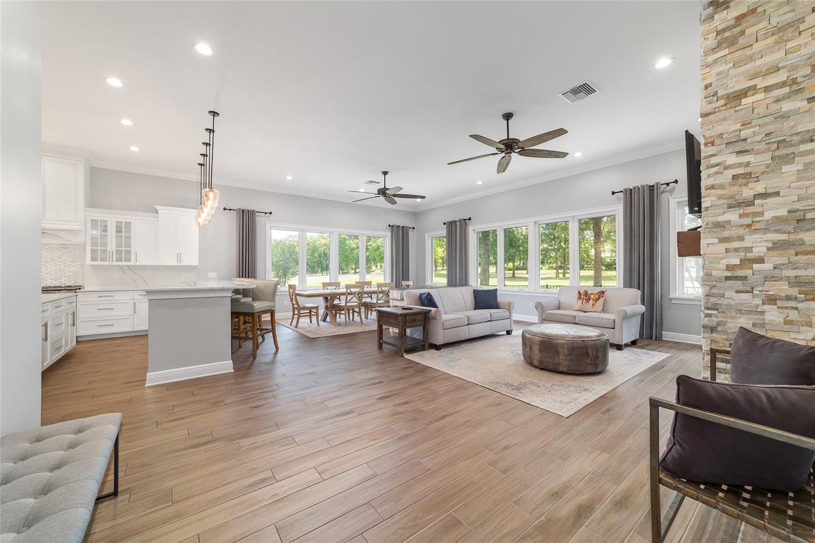 GOLDEN OCALA - Residential