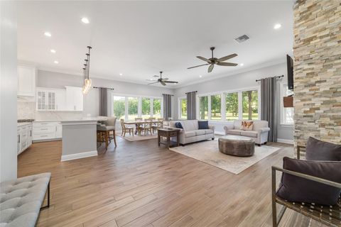 Tiny photo for 7554 NW 33rd Place, Ocala, FL 34482 (MLS # OM723163)