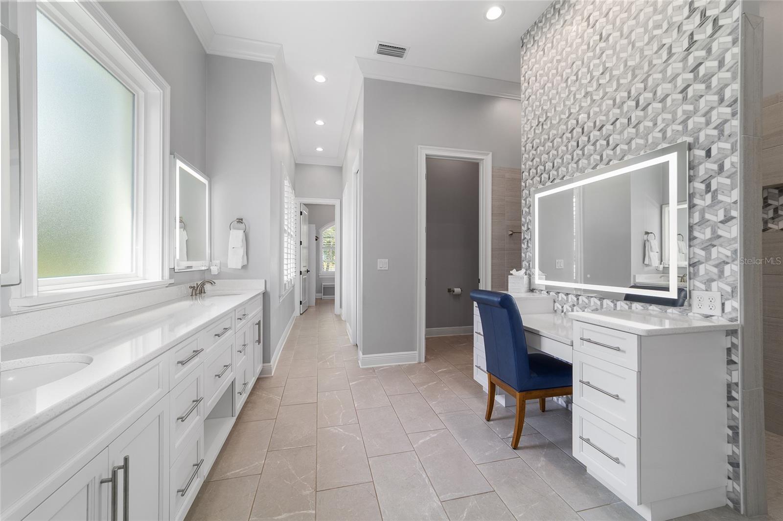 GOLDEN OCALA - Residential