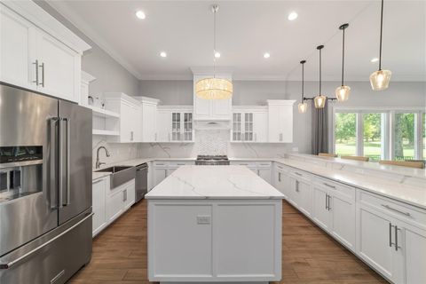Tiny photo for 7554 NW 33rd Place, Ocala, FL 34482 (MLS # OM723163)