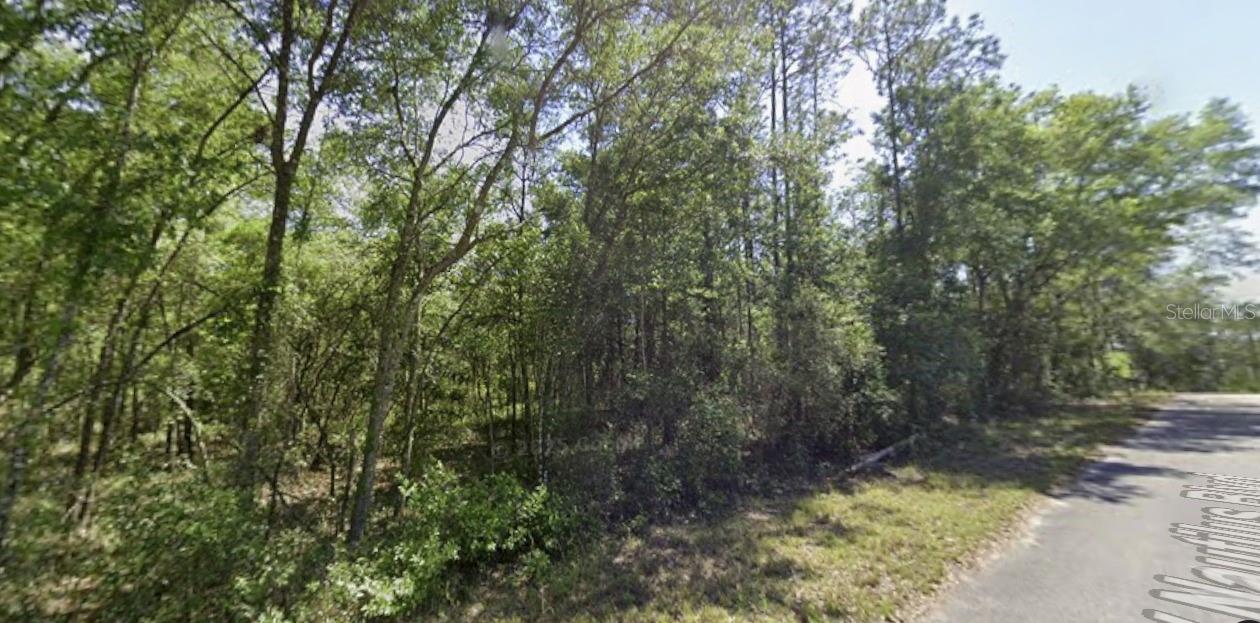 RAINBOW LAKES ESTATE - Land