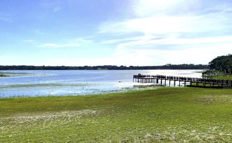 RAINBOW LAKES ESTATE - Land