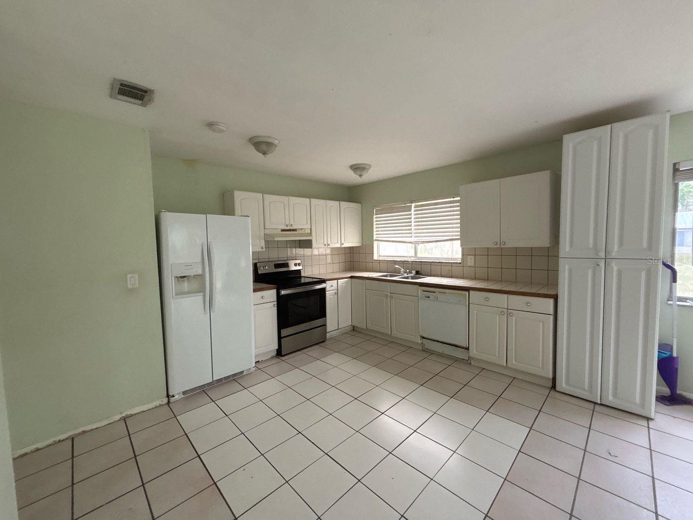 2156 SE SHELTER DRIVE
