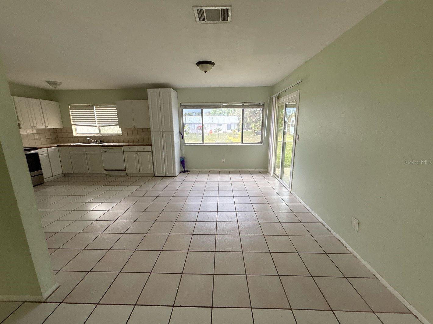 2156 SE SHELTER DRIVE