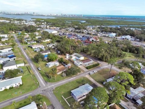 A home in PORT ORANGE