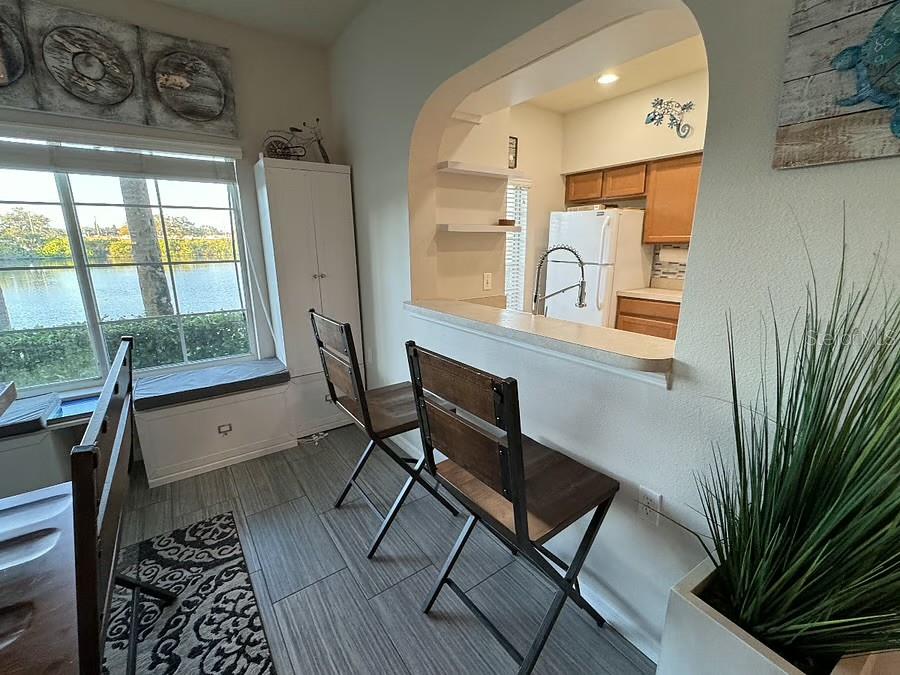 LAKESIDE VILLAGE TOWNHOME - Residential Lease