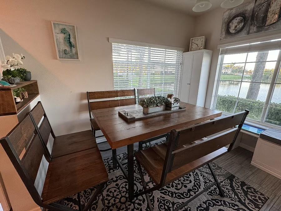 LAKESIDE VILLAGE TOWNHOME - Residential Lease