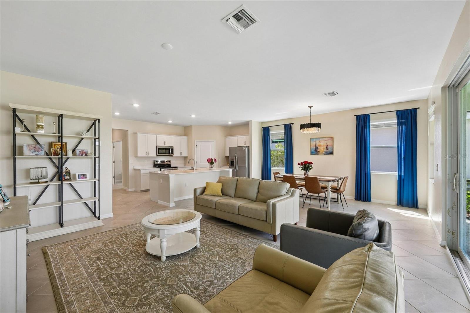 ANTIGUA/WELLEN PARK - Residential
