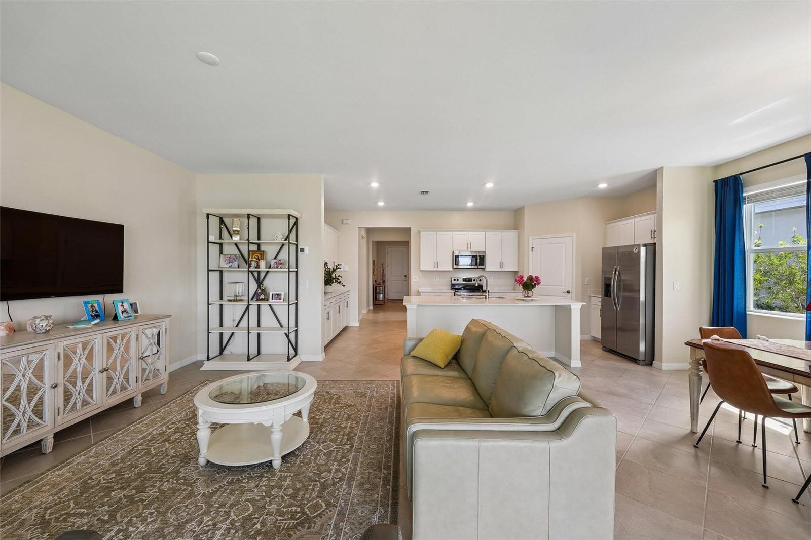 ANTIGUA/WELLEN PARK - Residential