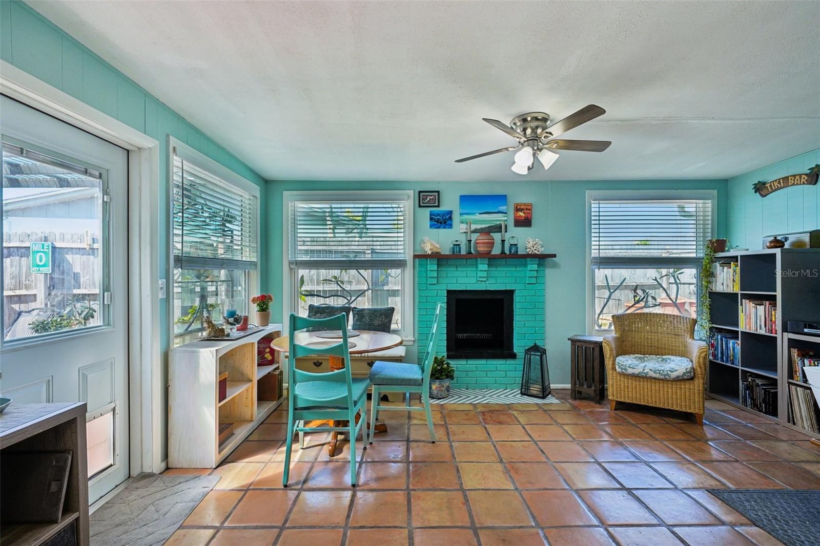 BEACON SQUARE - Residential