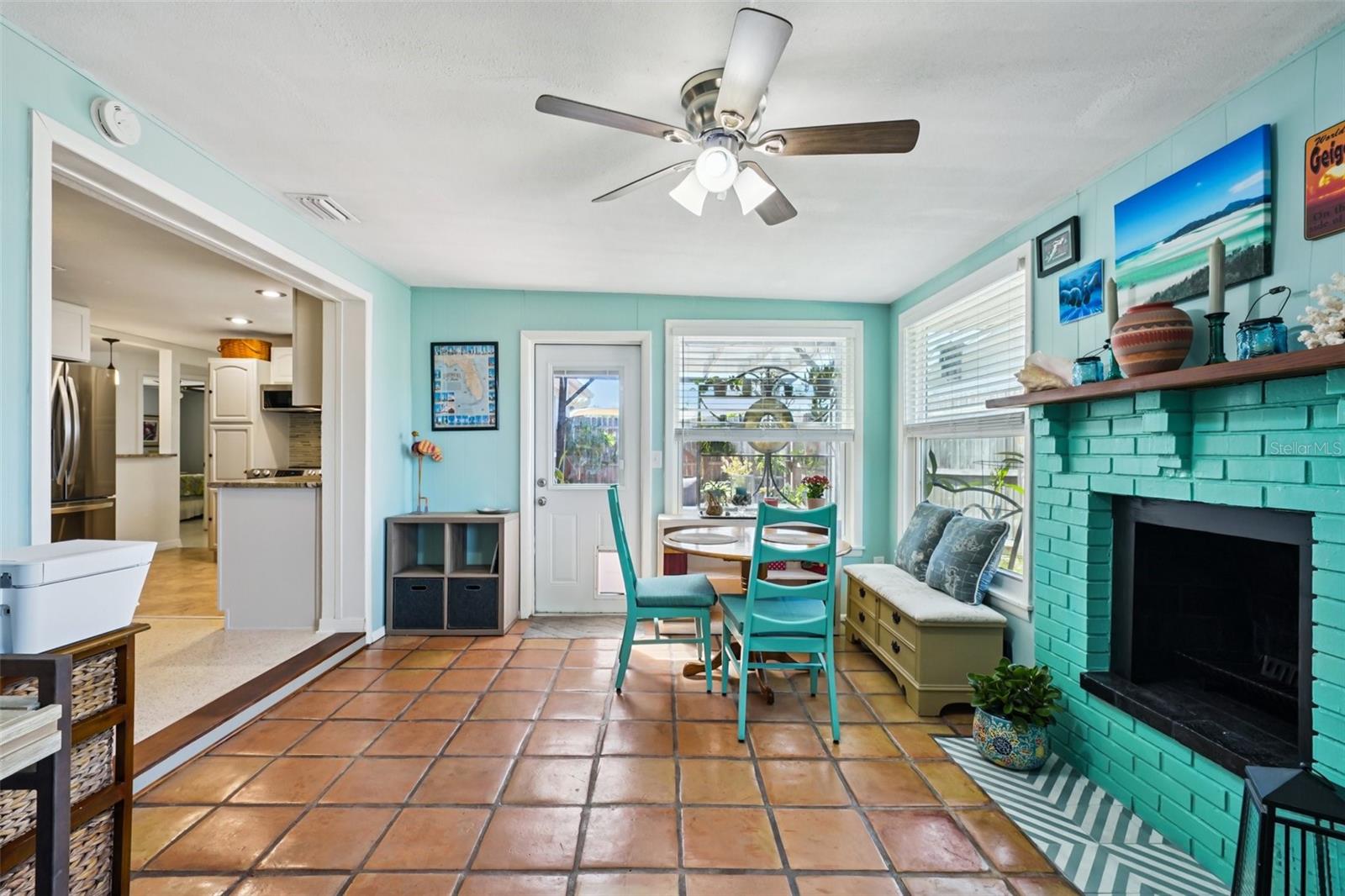 BEACON SQUARE - Residential