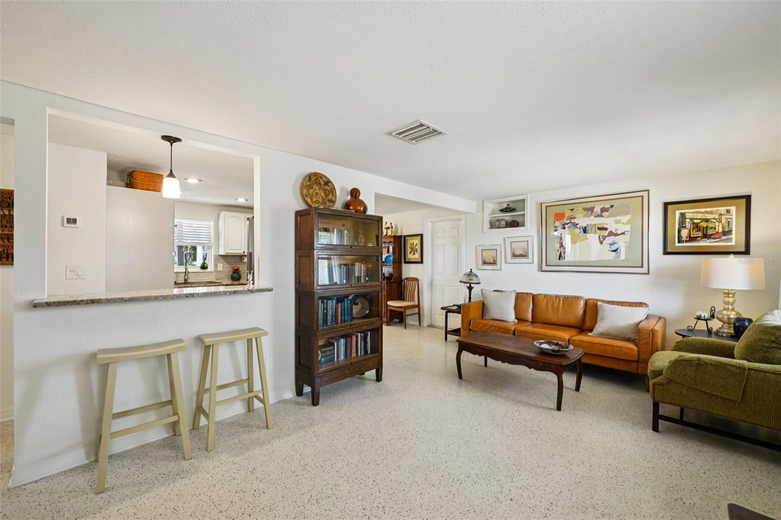 4201 BEACON SQUARE DRIVE