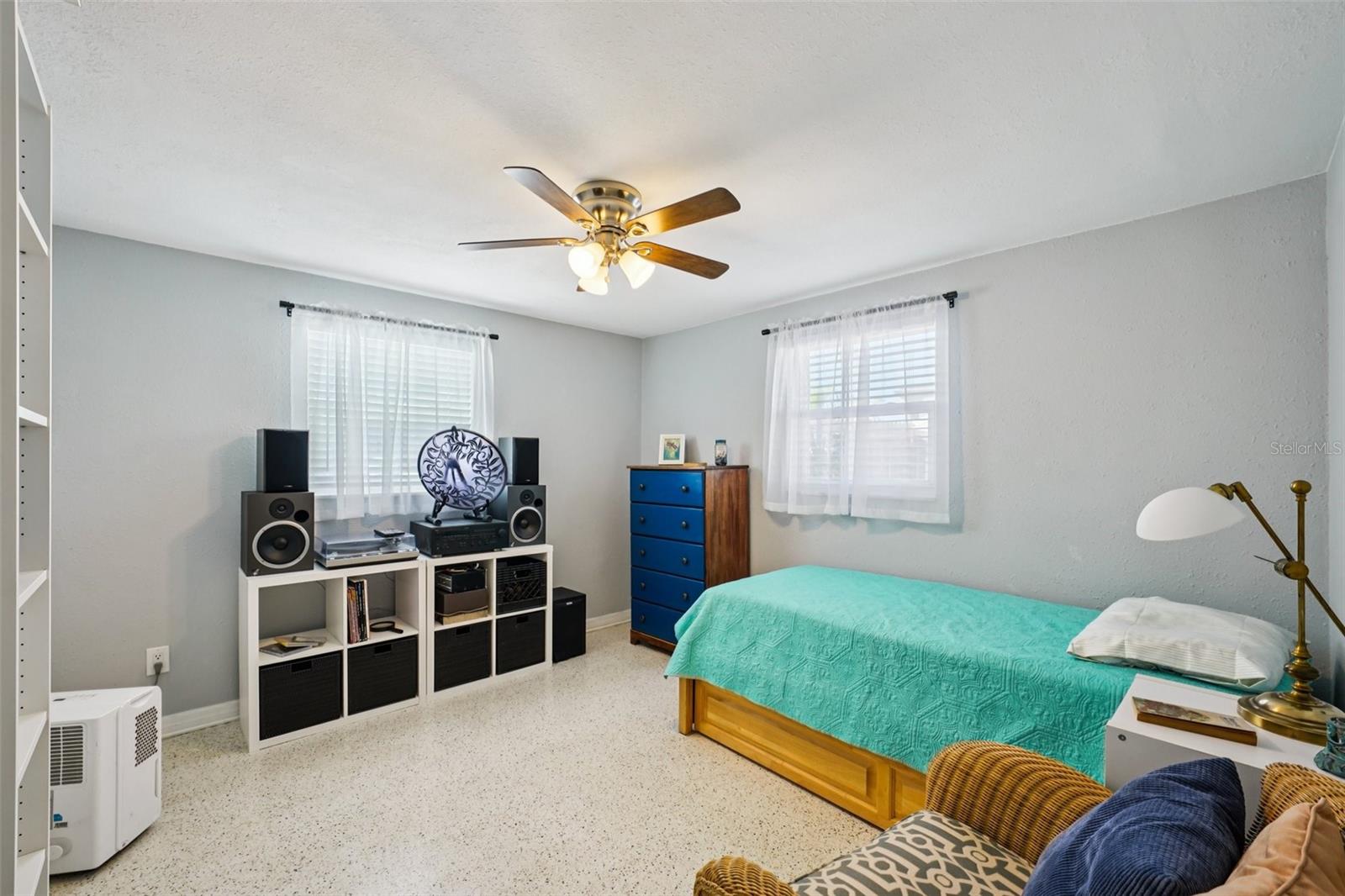 BEACON SQUARE - Residential