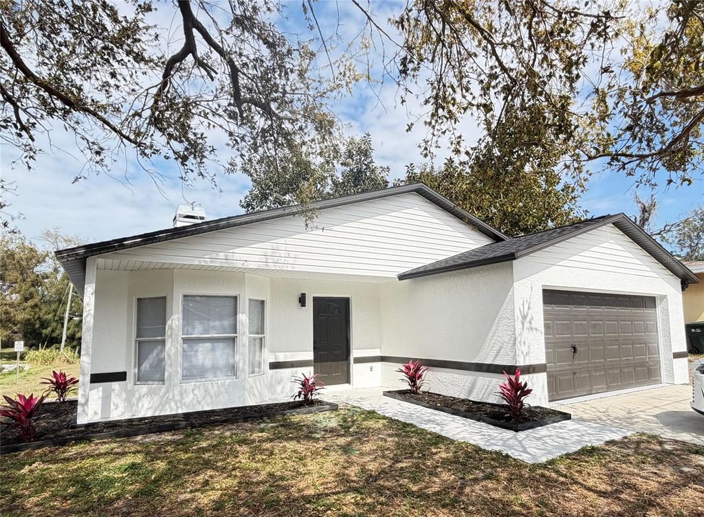 Photo of 1014 16th Avenue NW, Clearwater, FL 33756 (MLS # TB8489913)