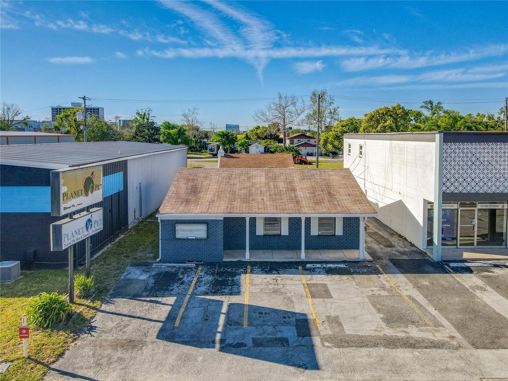 Photo of 1976 W Fairbanks Avenue, Winter Park, FL 32789 (MLS # O6323896)