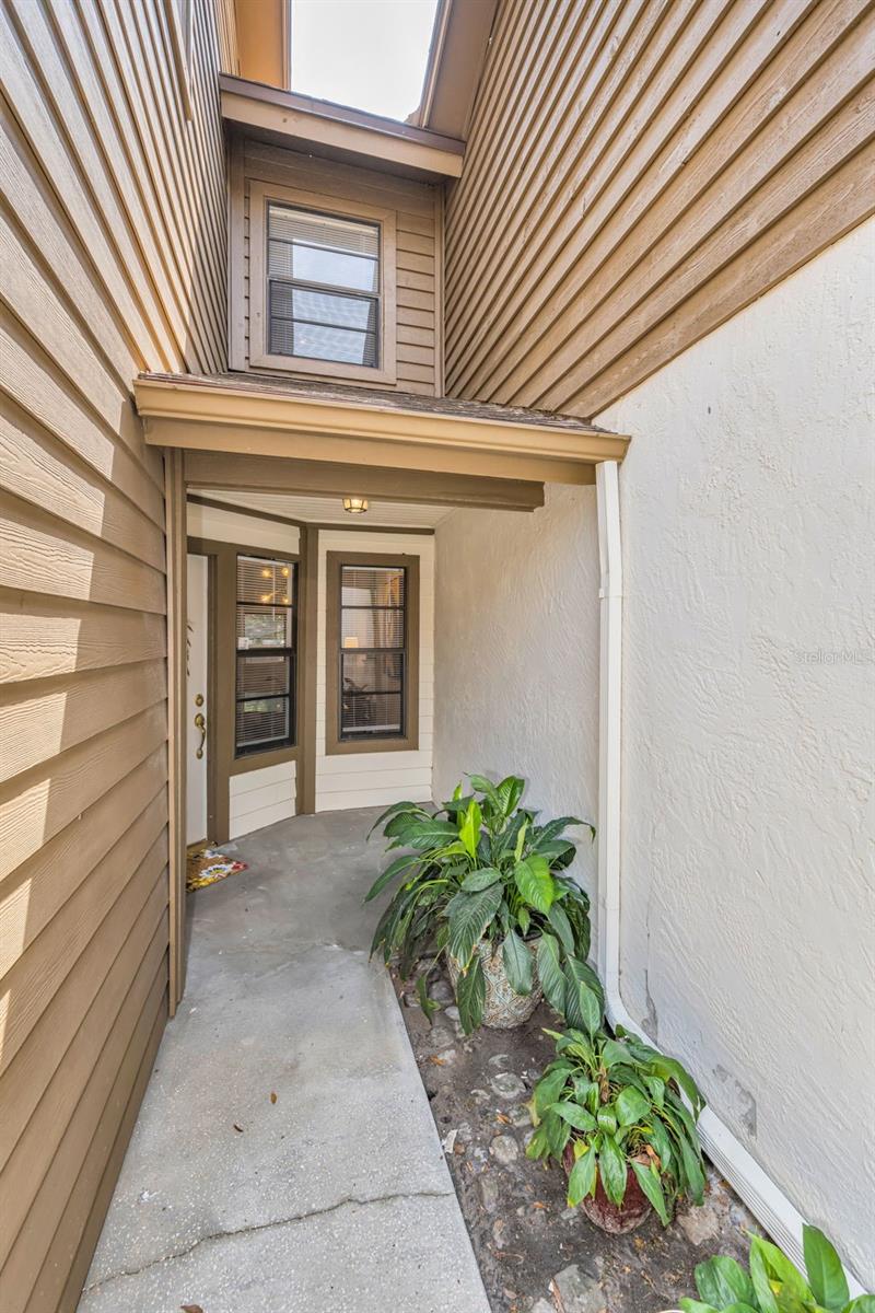 208 LIGHTHOUSE COURT