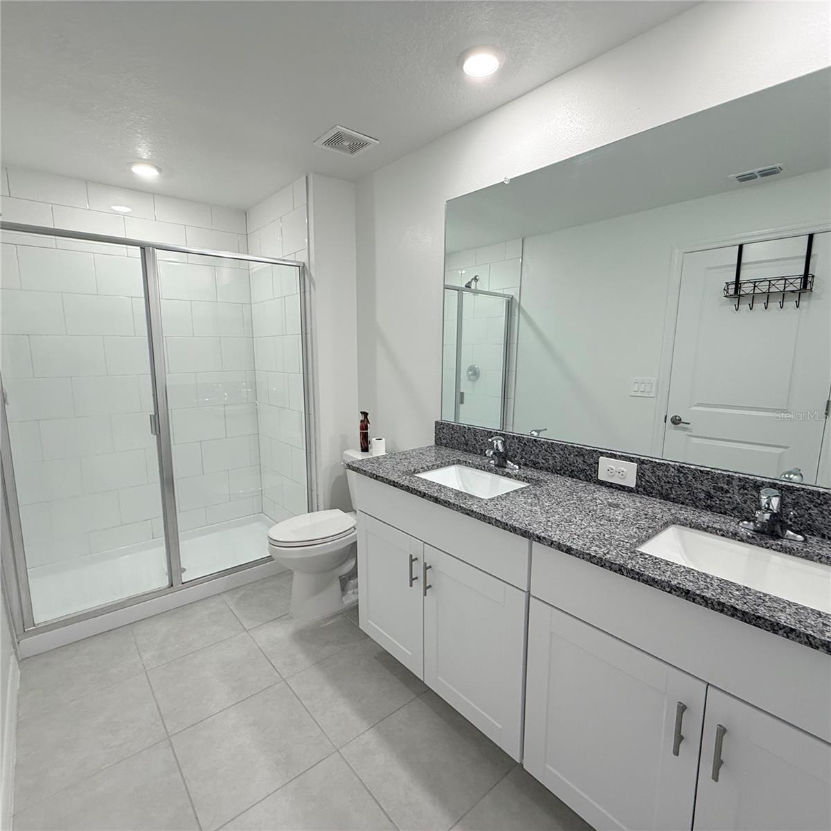 ABBOTT SQUARE PH 2 - Residential