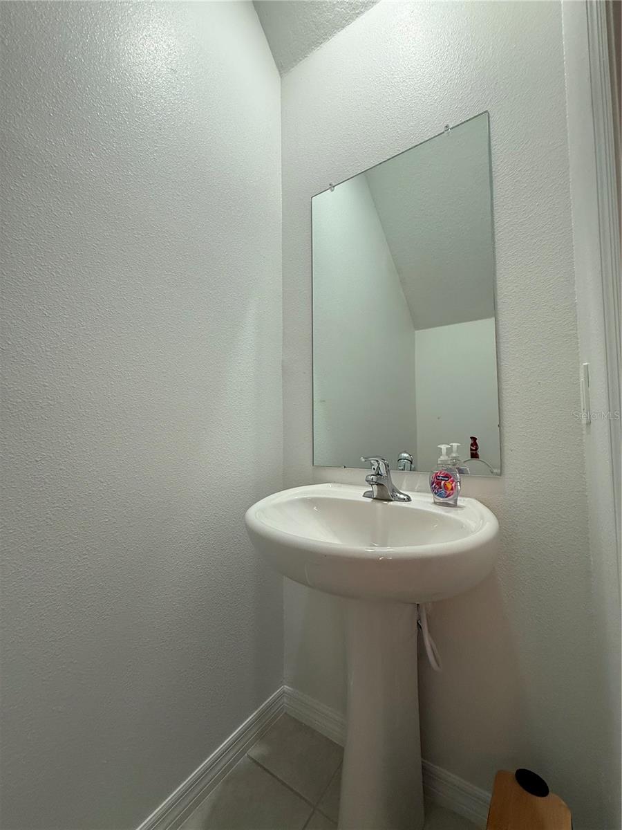 ABBOTT SQUARE PH 2 - Residential