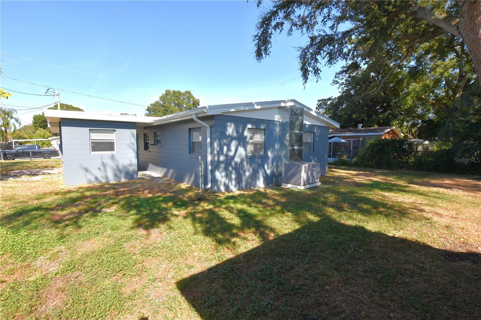 FLAMINGO HTS - Residential Lease