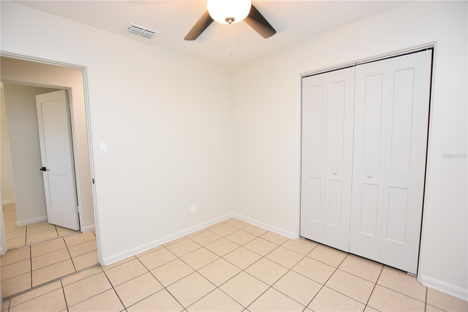 FLAMINGO HTS - Residential Lease