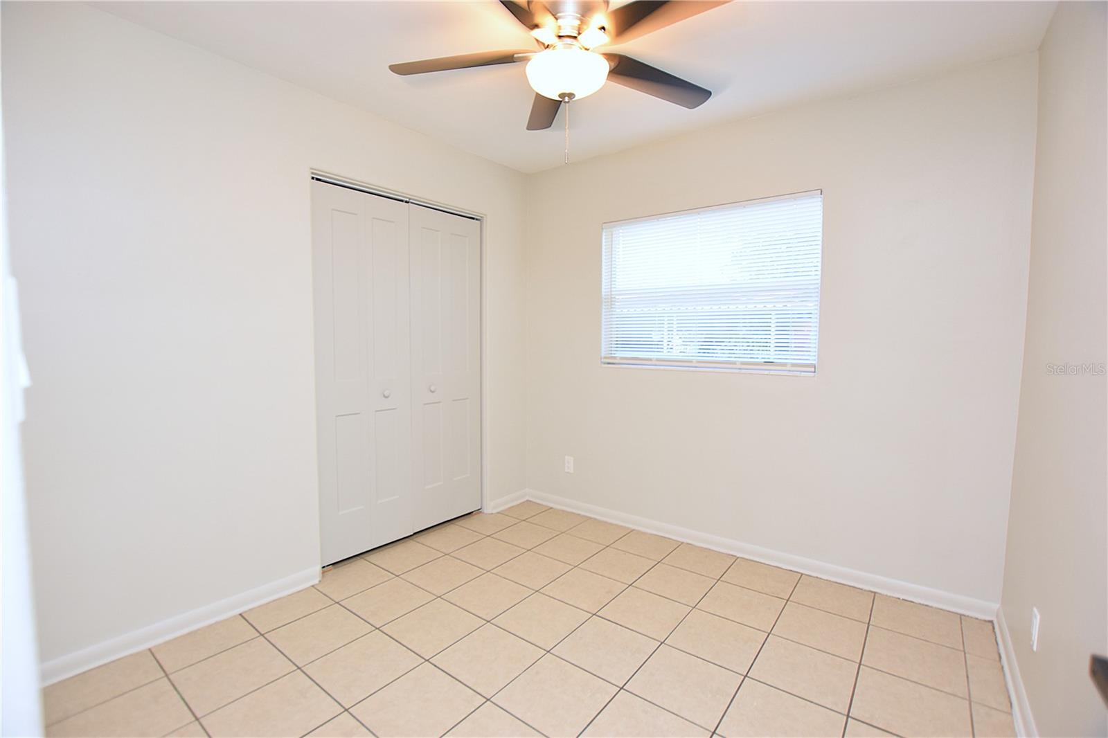 FLAMINGO HTS - Residential Lease