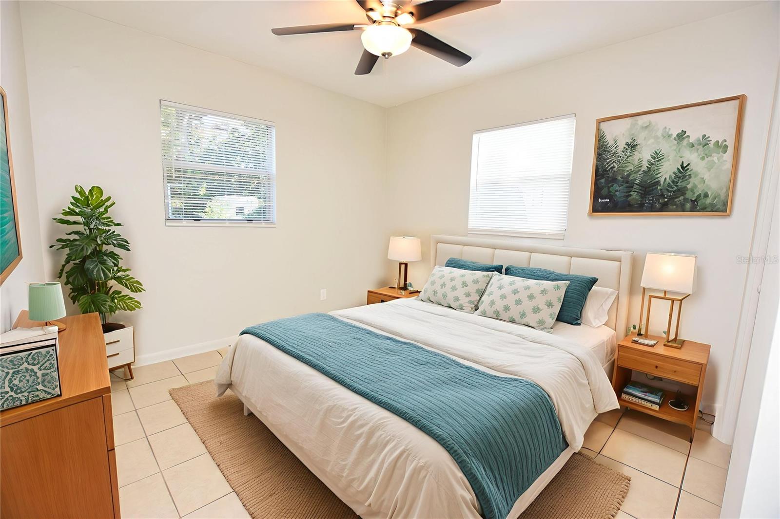 FLAMINGO HTS - Residential Lease