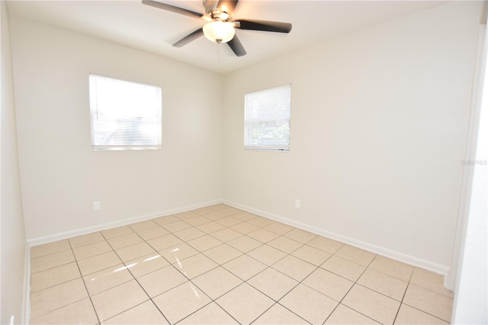 FLAMINGO HTS - Residential Lease