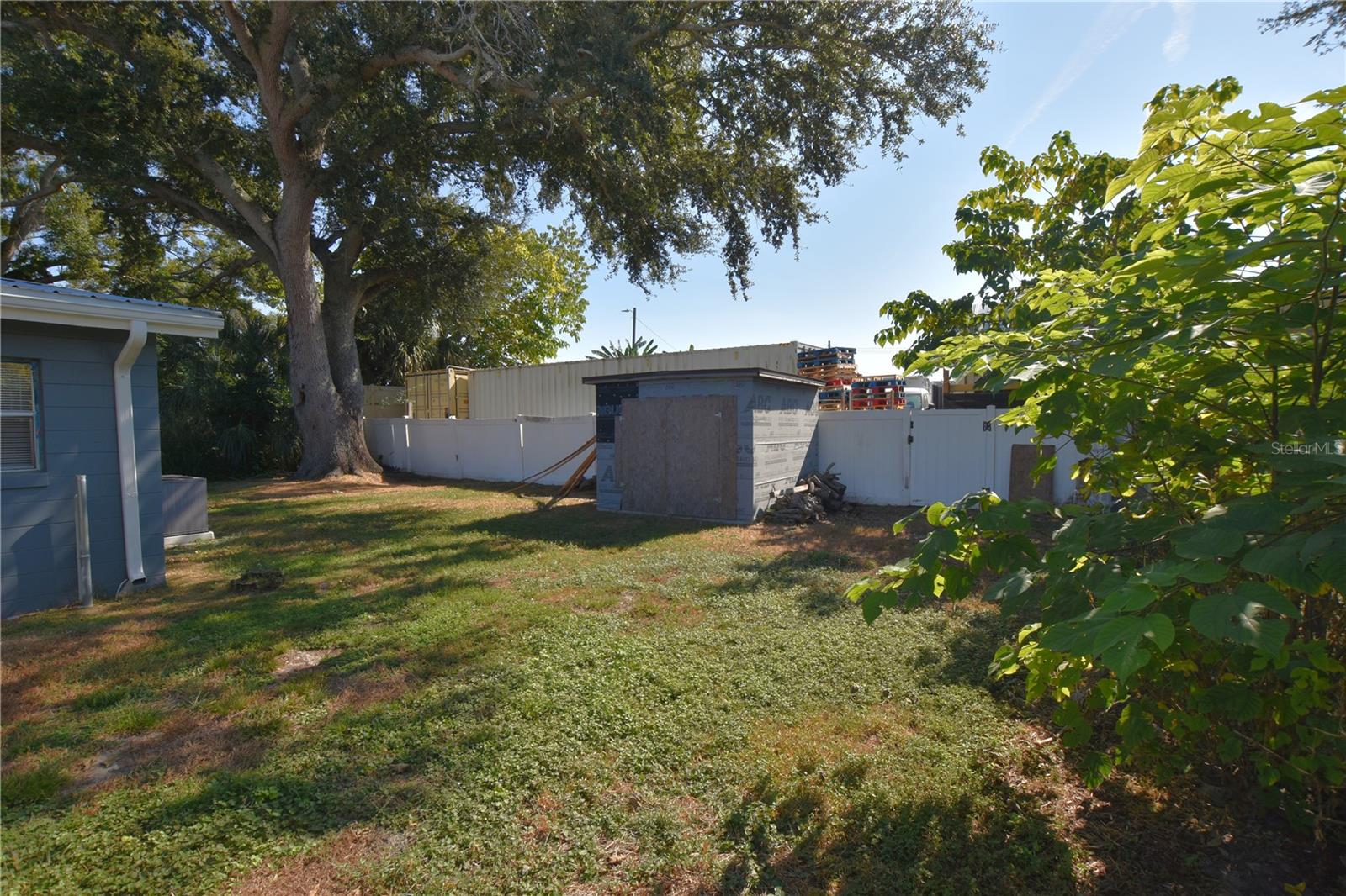 FLAMINGO HTS - Residential Lease