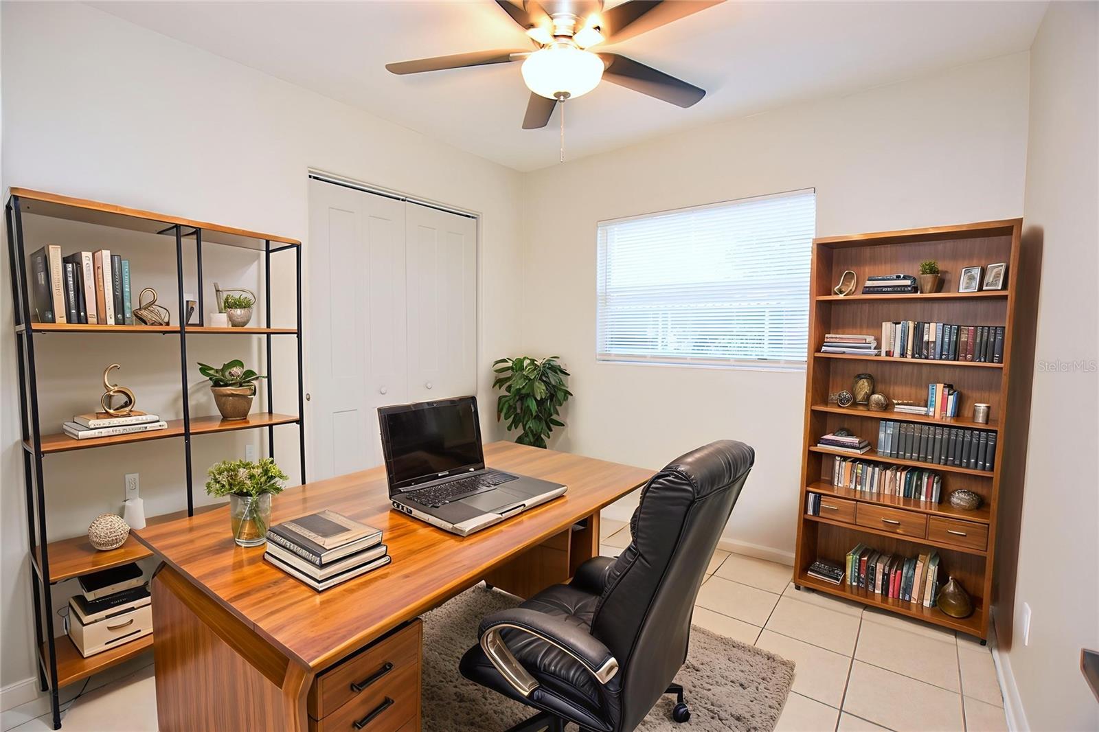 FLAMINGO HTS - Residential Lease