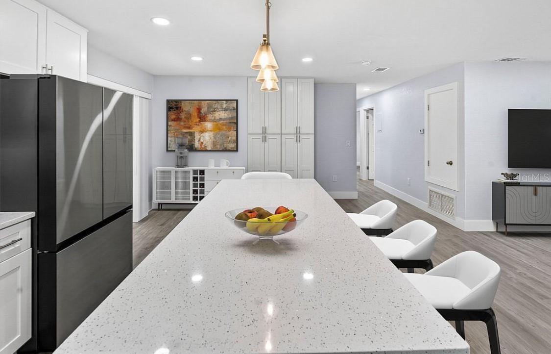 461 SPRINGWOOD COURT