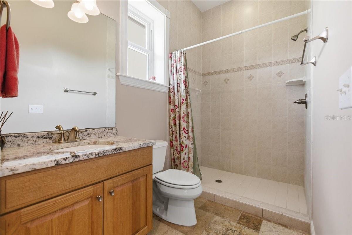 LAKES OF KEYSTONE - Residential