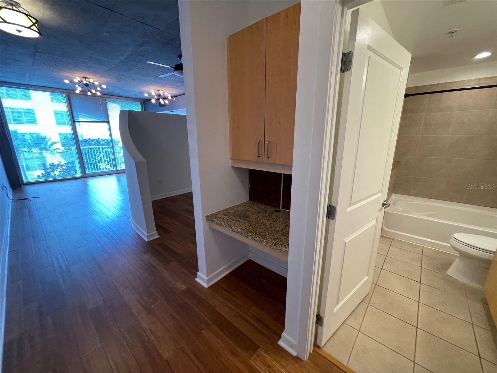 155 S COURT AVENUE 1308