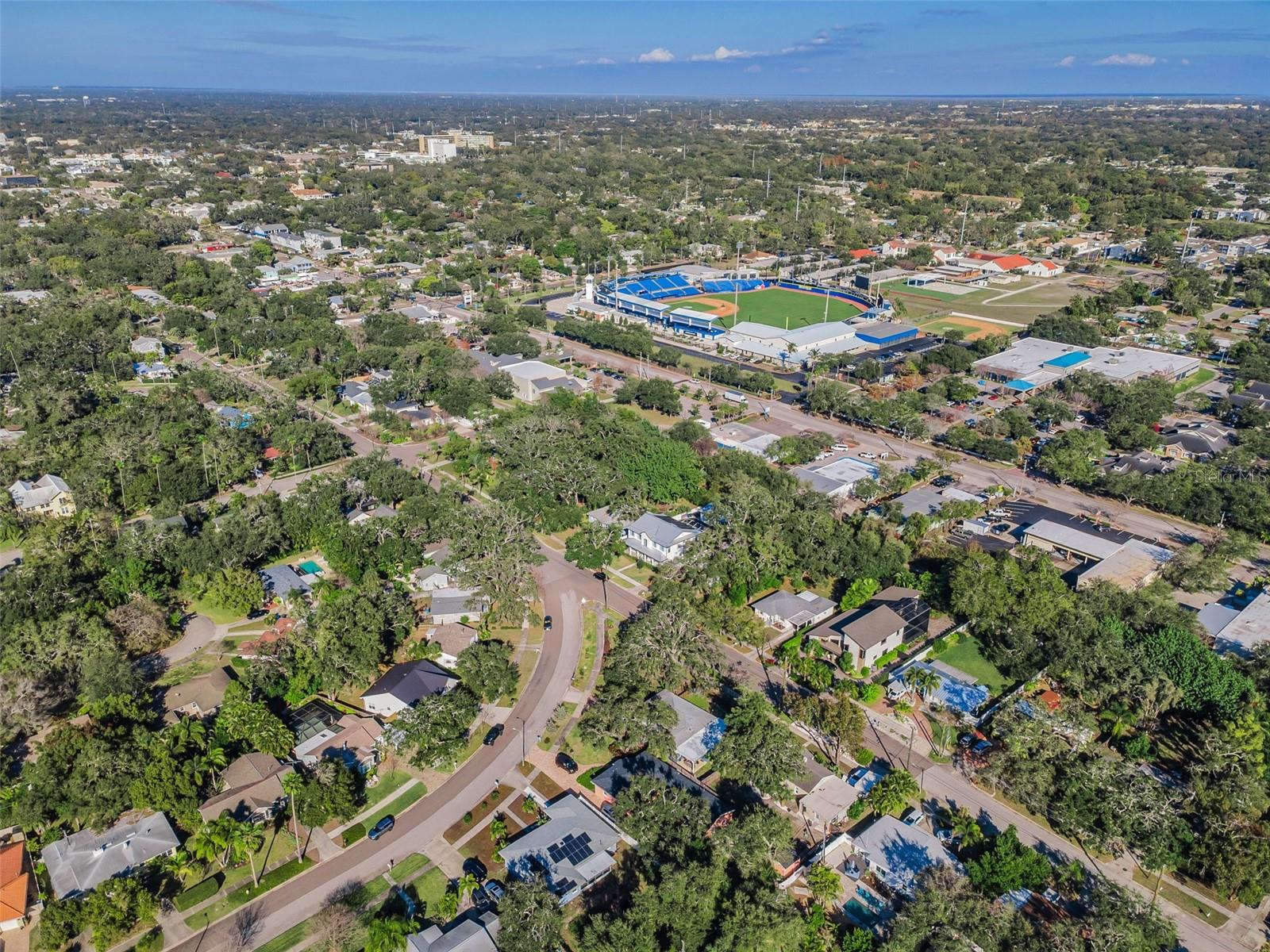 BELLE TERRE - Residential