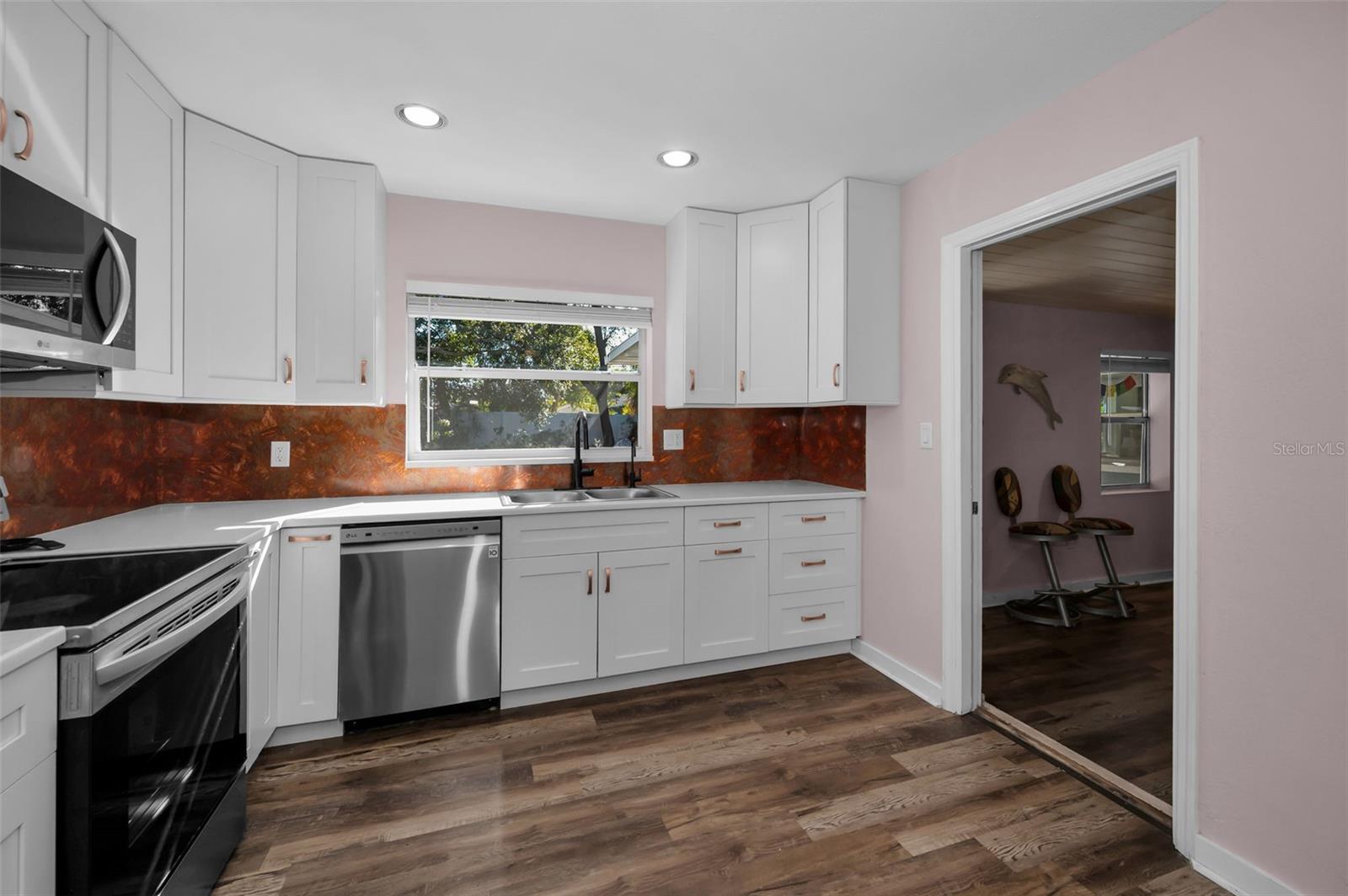 BELLE TERRE - Residential