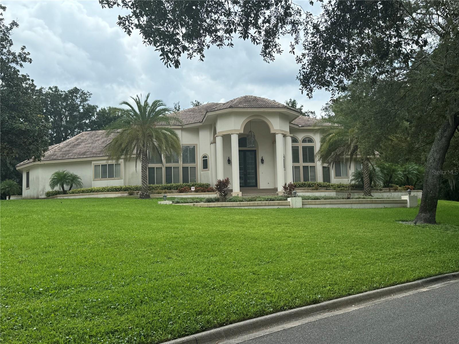 1040 SWEETWATER CLUB BOULEVARD