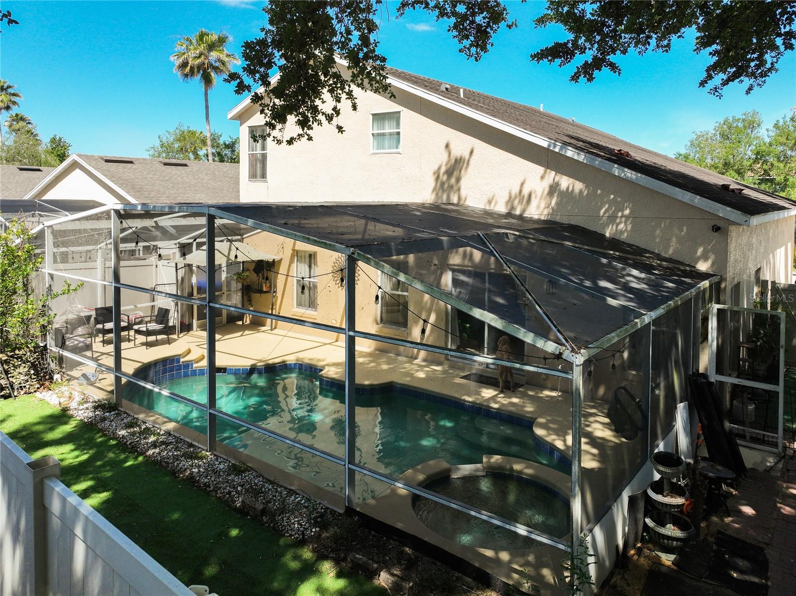 HAMPTON ESTATES - Residential