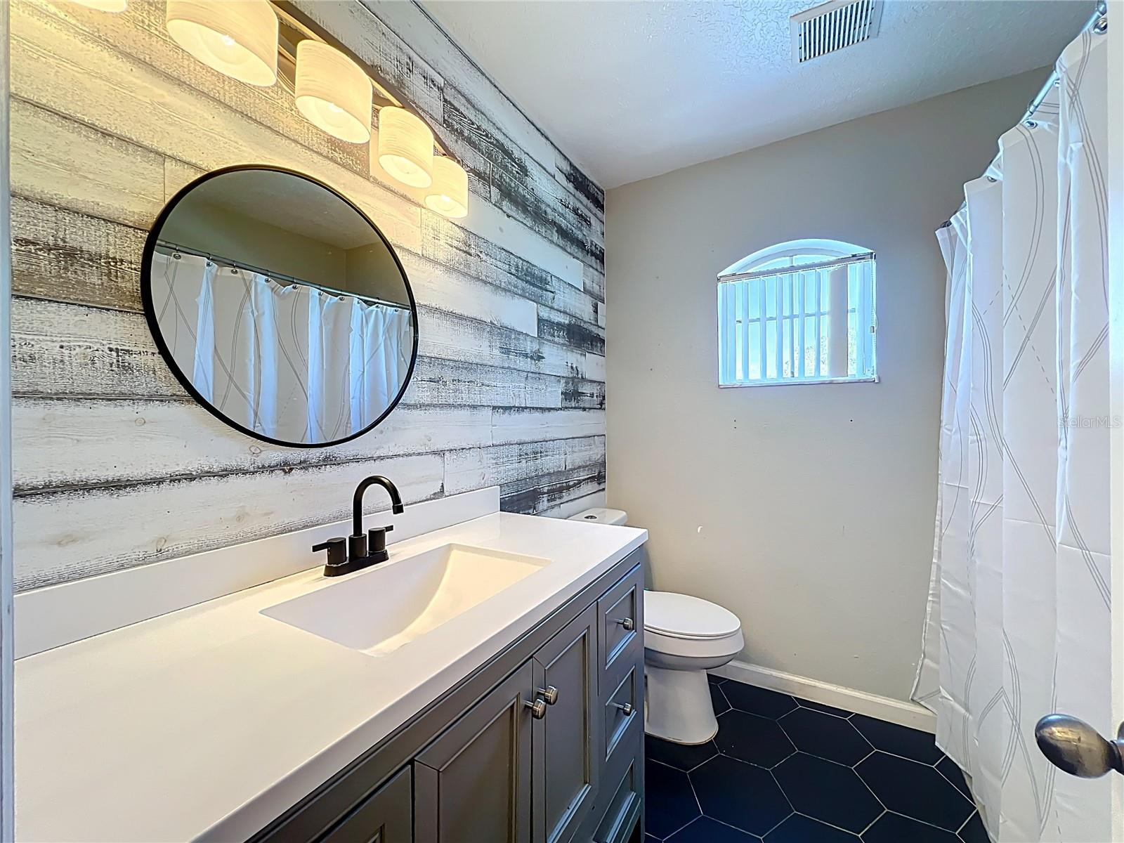 HAMPTON ESTATES - Residential