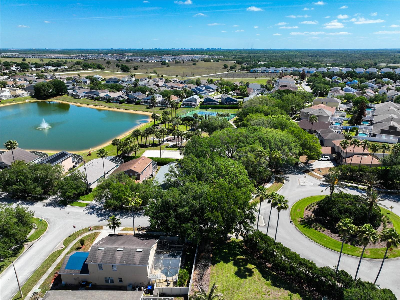 HAMPTON ESTATES - Residential