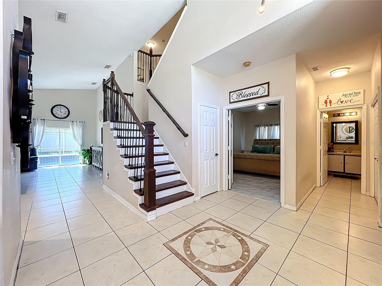 HAMPTON ESTATES - Residential