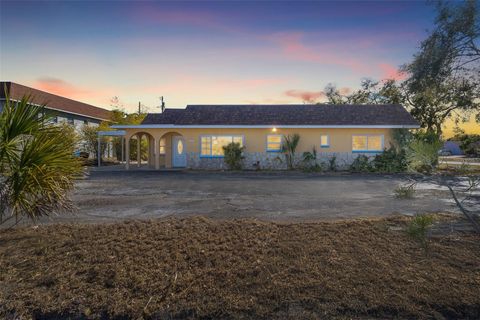 Photo of 6098 22nd Avenue N, St Petersburg, FL 33710 (MLS # TB8475072)