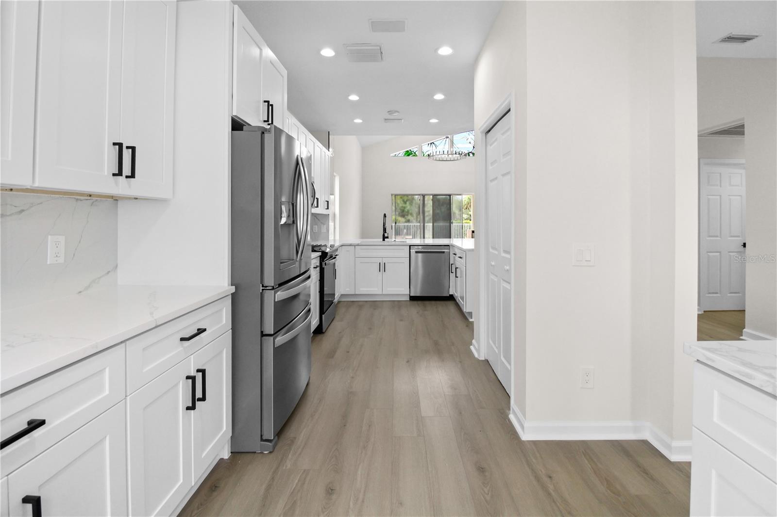 BAYOU CLUB ESTATES TRACT 5, PHASE 1 - Residential