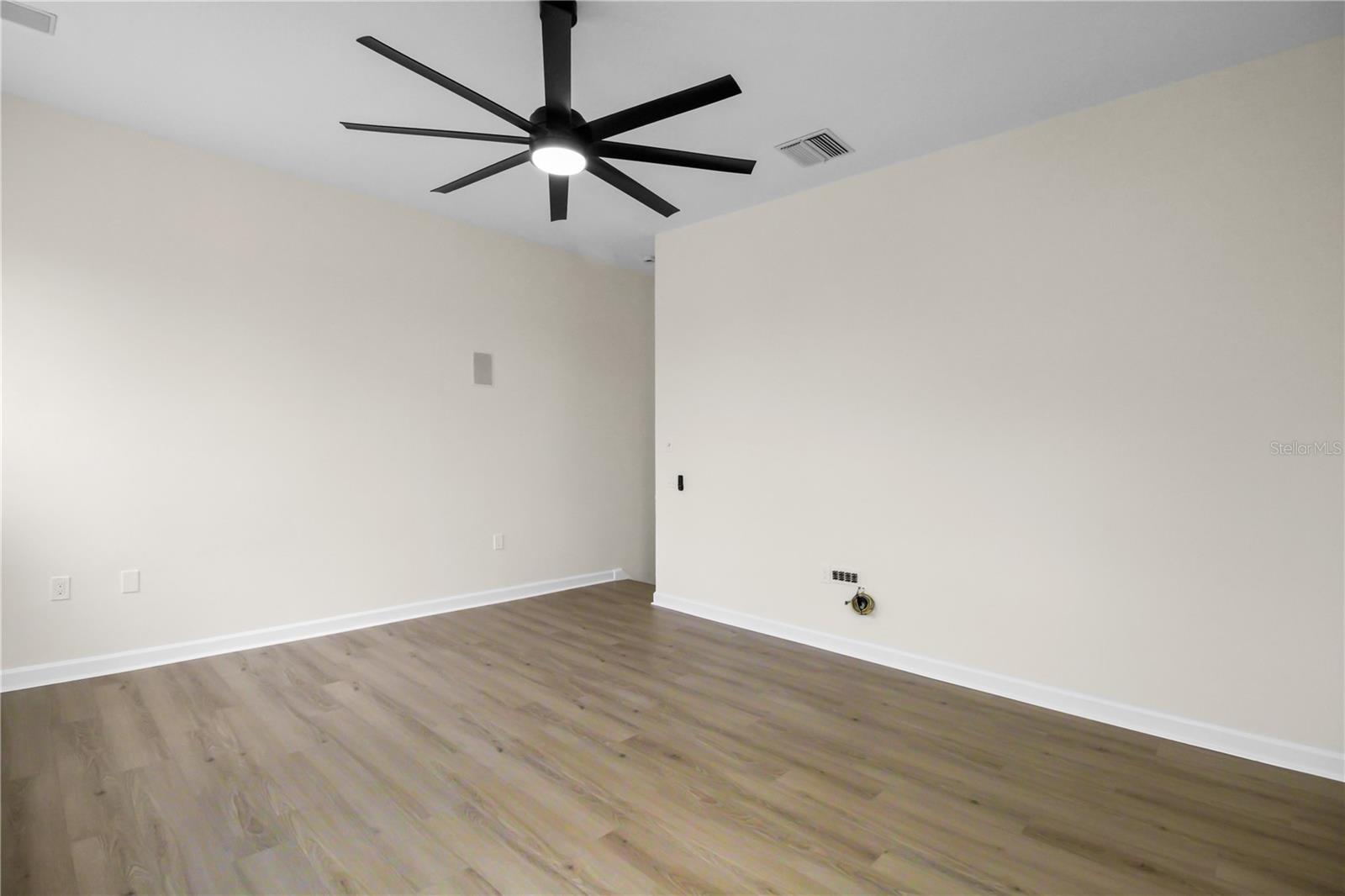 BAYOU CLUB ESTATES TRACT 5, PHASE 1 - Residential