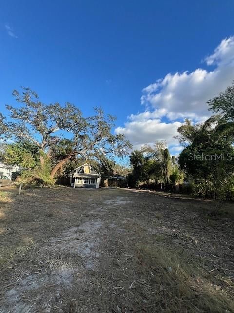 8211 N 14TH STREET TAMPA FL 33604