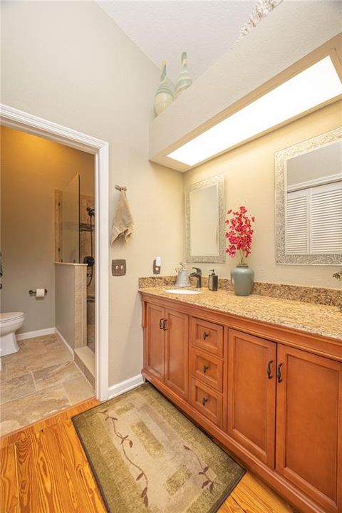 A home in ELLENTON