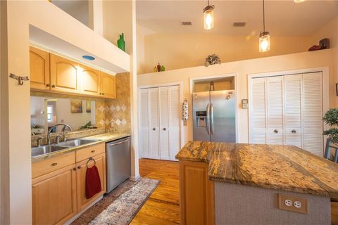 A home in ELLENTON