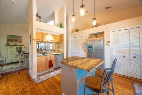 A home in ELLENTON